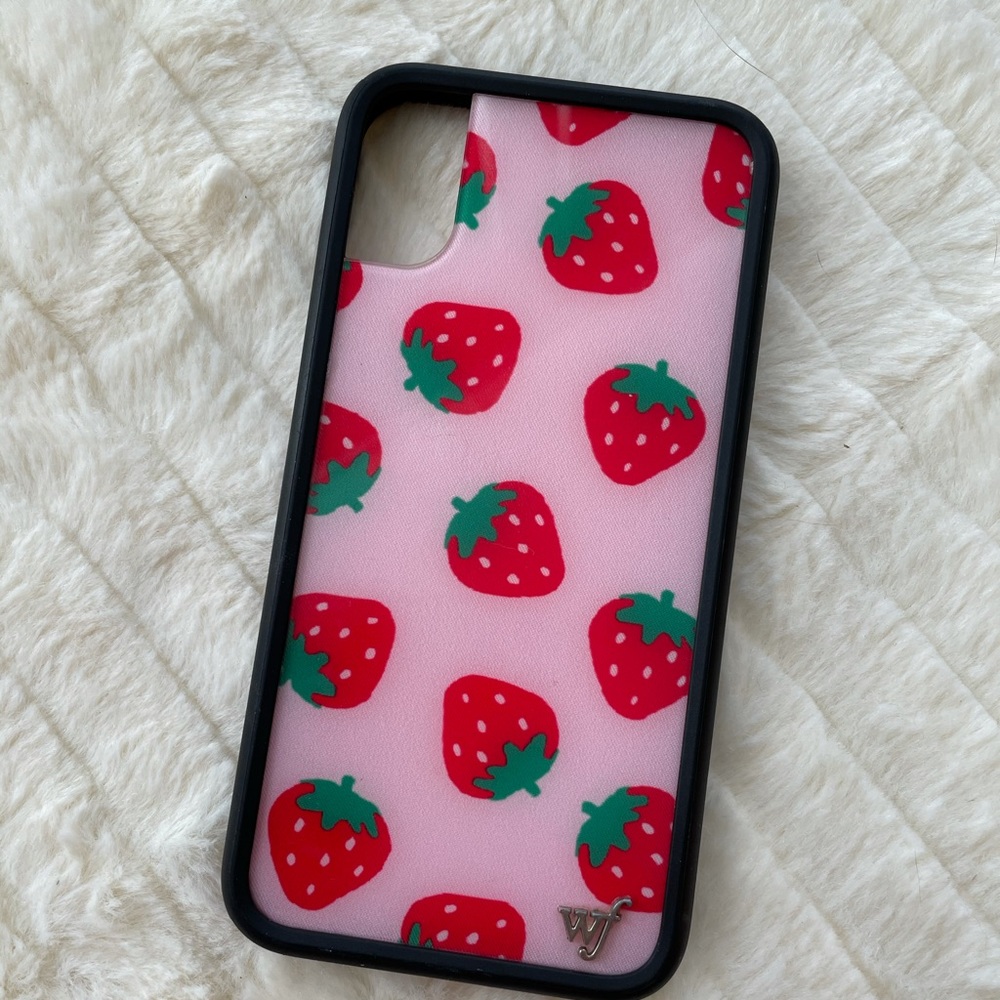 Wildflower strawberry IPhone X/XS case